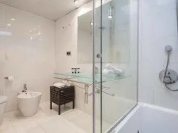 Rent Passeig De Gracia Hotel Barcelona